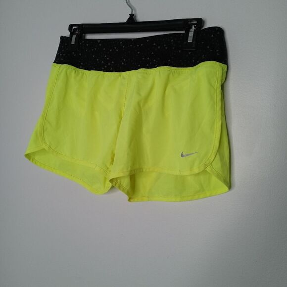 Nike neon yellow shorts size spots - Picture 2 of 4